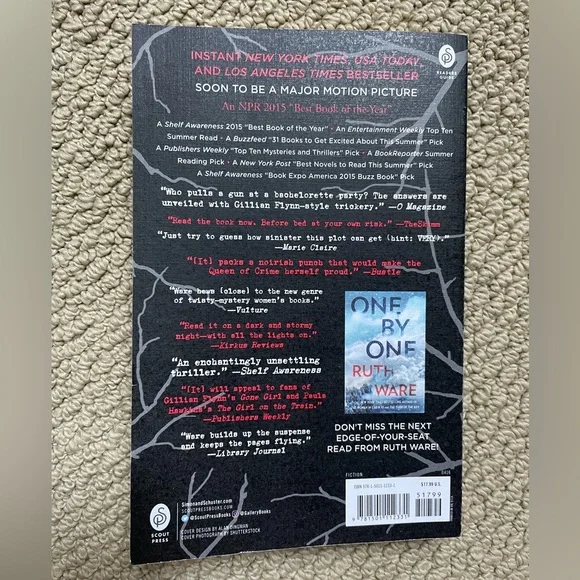 In a Dark, Dark Wood by Ruth Ware - Picture 2 of 4